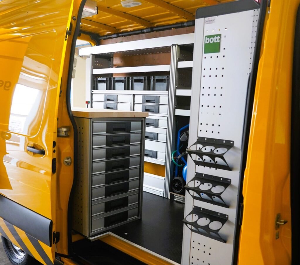 Bedrijfswagen inrichting machinebouw