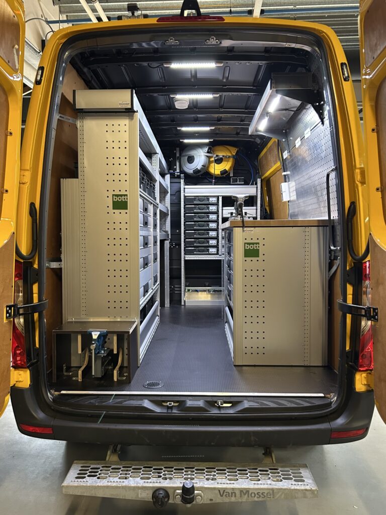 Van Gelder volledige businrichting